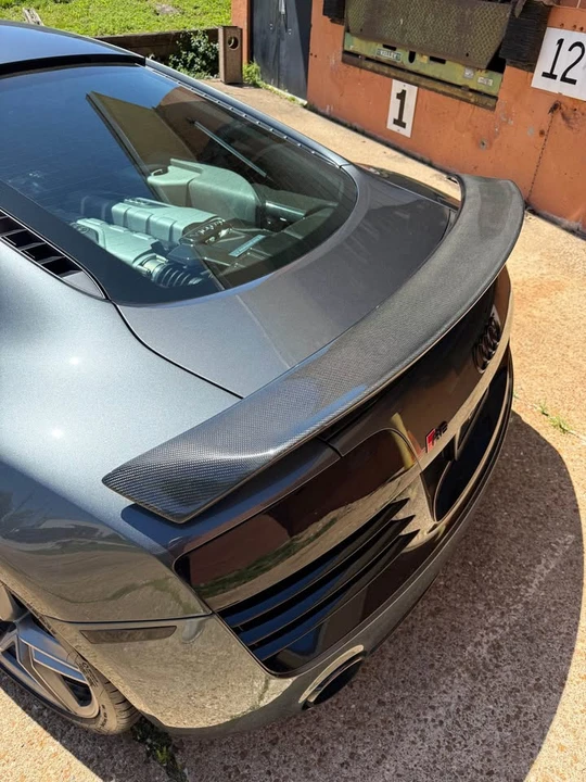 2015 Audi 42 R8 - Image 8 of 15
