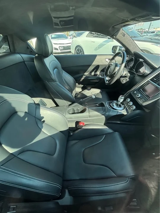 2015 Audi 42 R8 - Image 4 of 5