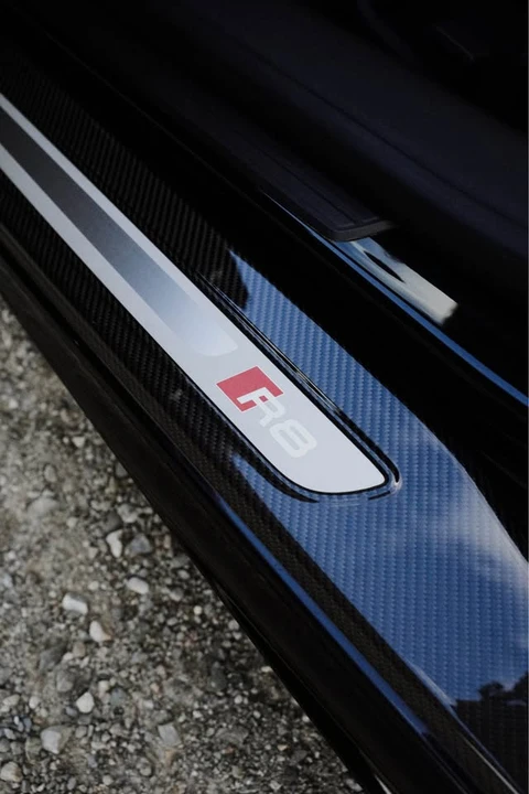 2015 Audi 42 R8 - Image 4 of 12