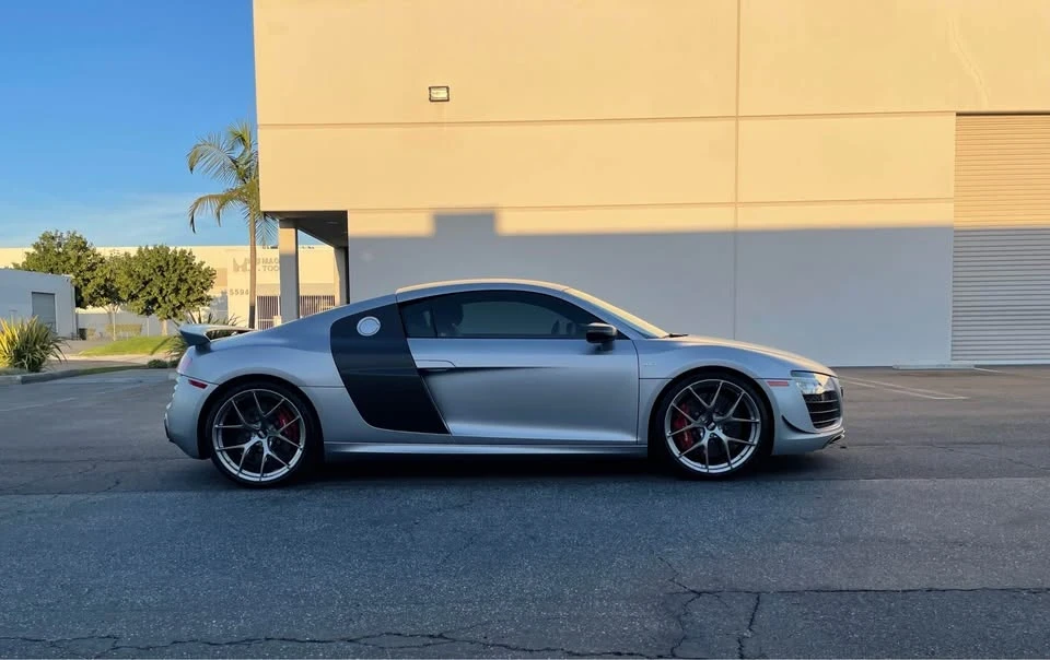 2015 Audi 42 R8 - Image 5 of 9