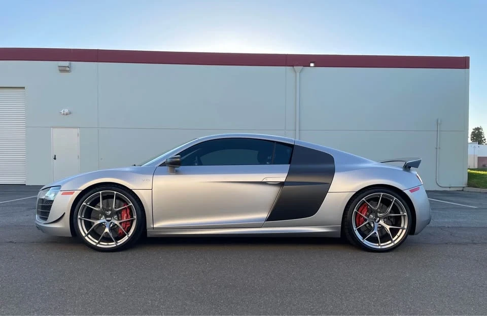 2015 Audi 42 R8 - Image 7 of 9