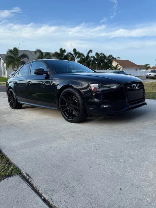 2015 Audi B8 S4 - Image 2 of 20