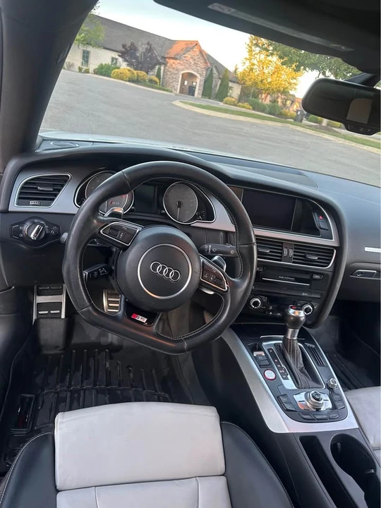2015 Audi - Image 10 of 15