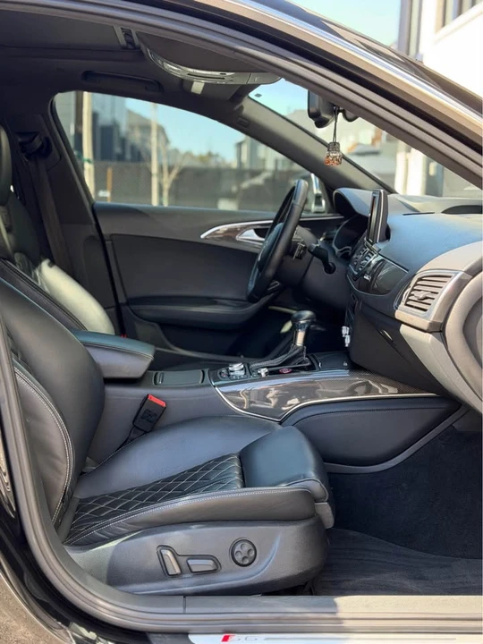 2015 Audi C7 S6 - Image 13 of 18