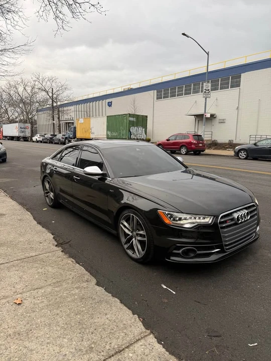 2015 Audi C7 S6 - Image 12 of 16