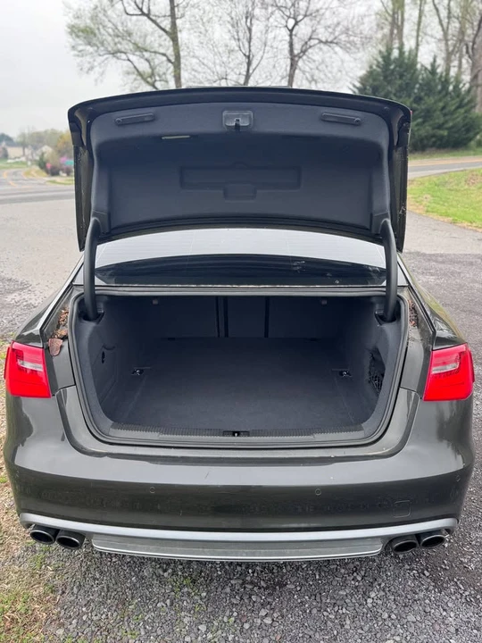 2015 Audi C7 S6 - Image 12 of 16