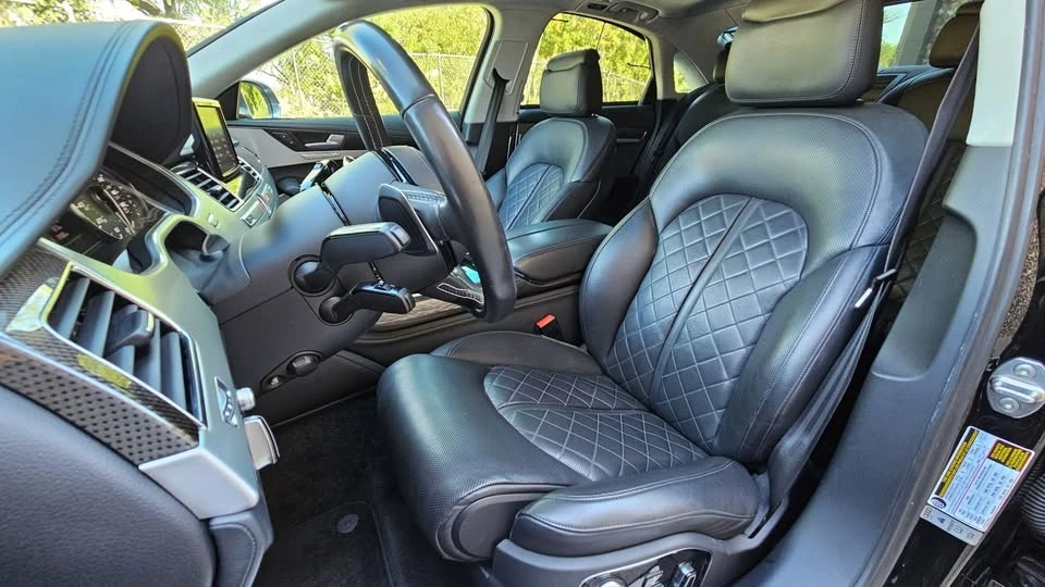 2015 Audi D4 S8 - Image 12 of 19