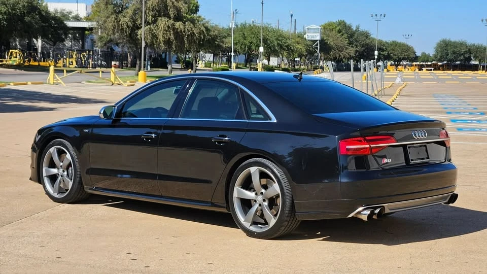 2015 Audi D4 S8 - Image 3 of 19