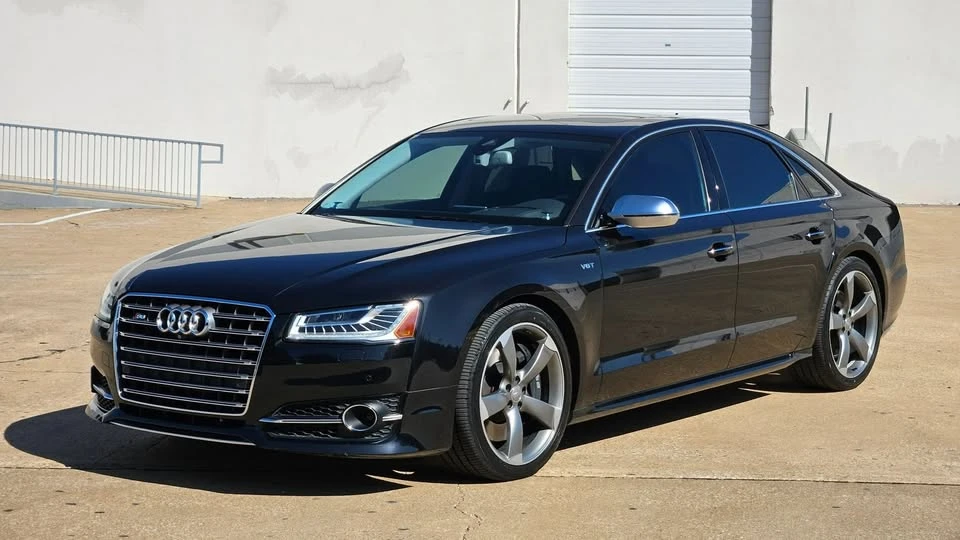 2015 Audi D4 S8 - Image 2 of 19