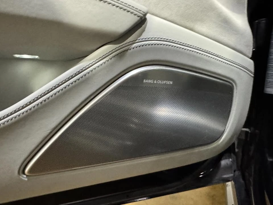 2015 Audi D4 S8 - Image 14 of 19