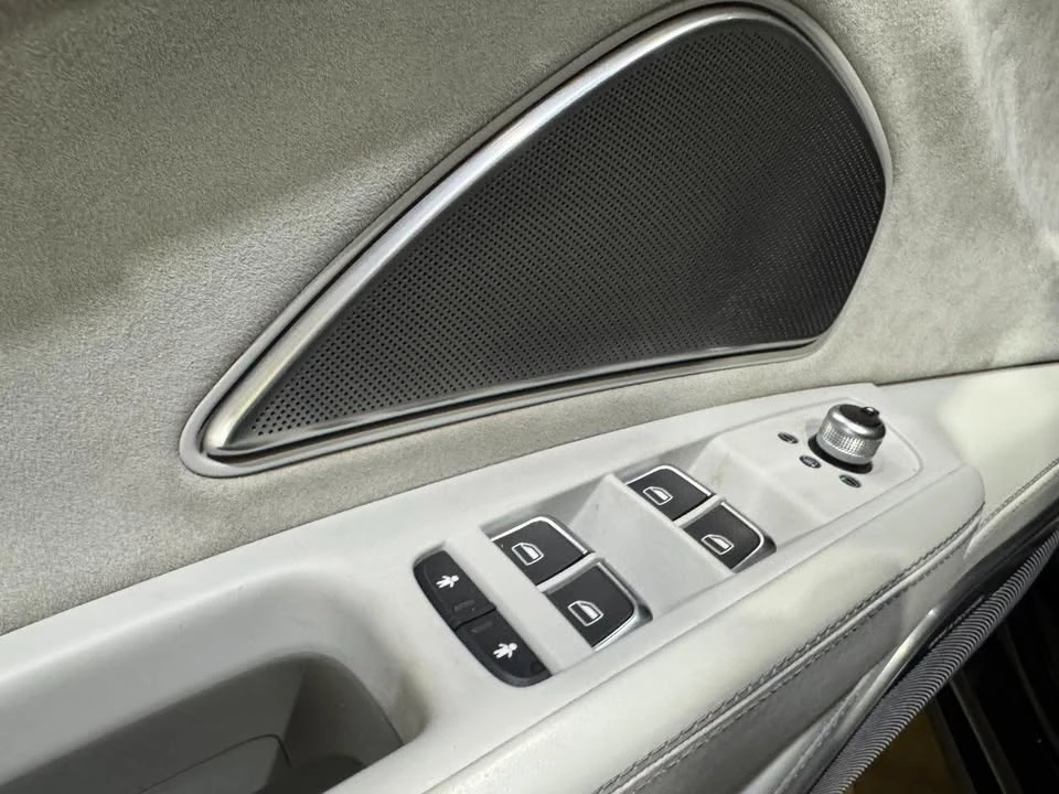 2015 Audi D4 S8 - Image 13 of 19