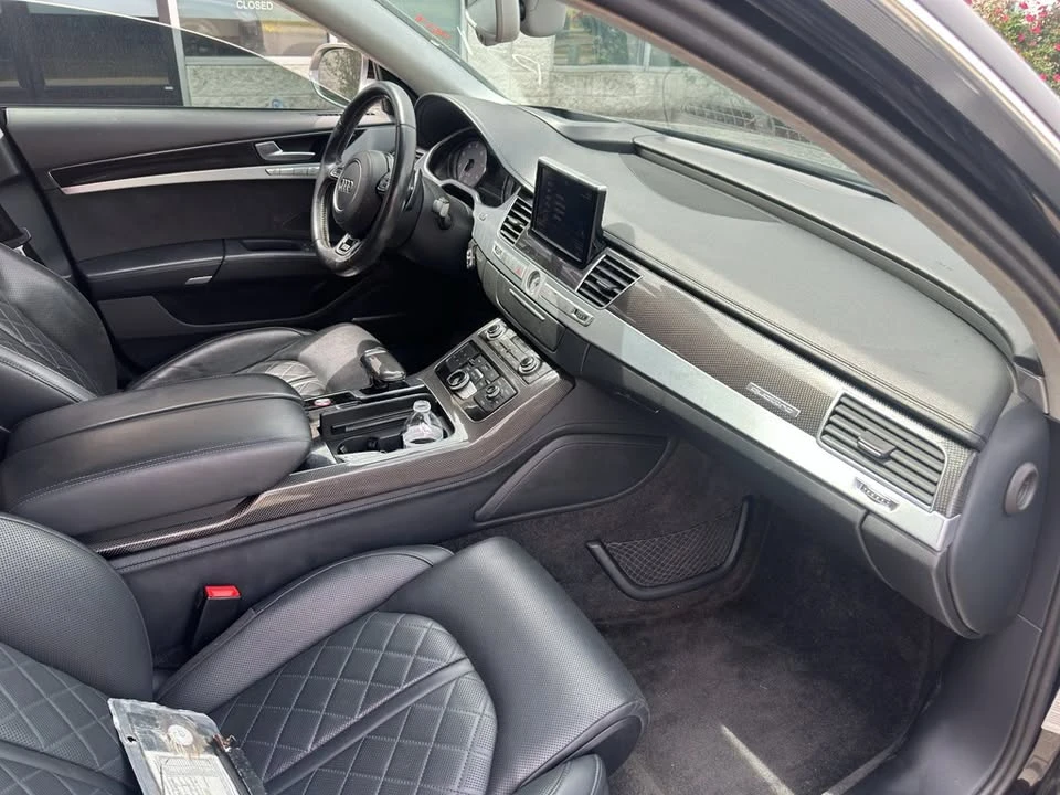 2015 Audi D4 S8 - Image 7 of 13