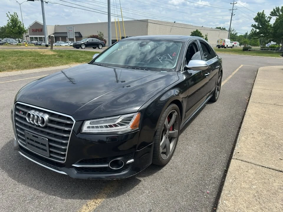 2015 Audi D4 S8 - Image 10 of 13