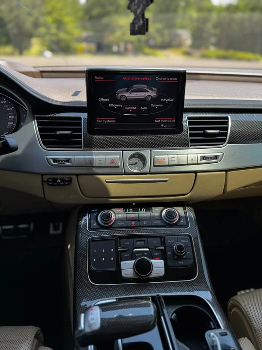 2015 Audi D4 S8 - Image 5 of 13