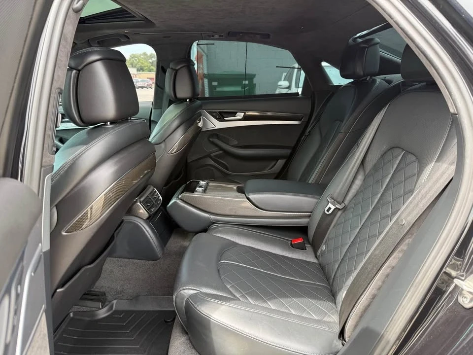 2015 Audi D4 S8 - Image 12 of 19