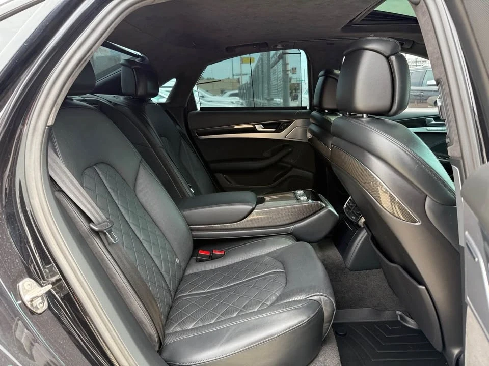 2015 Audi D4 S8 - Image 14 of 19