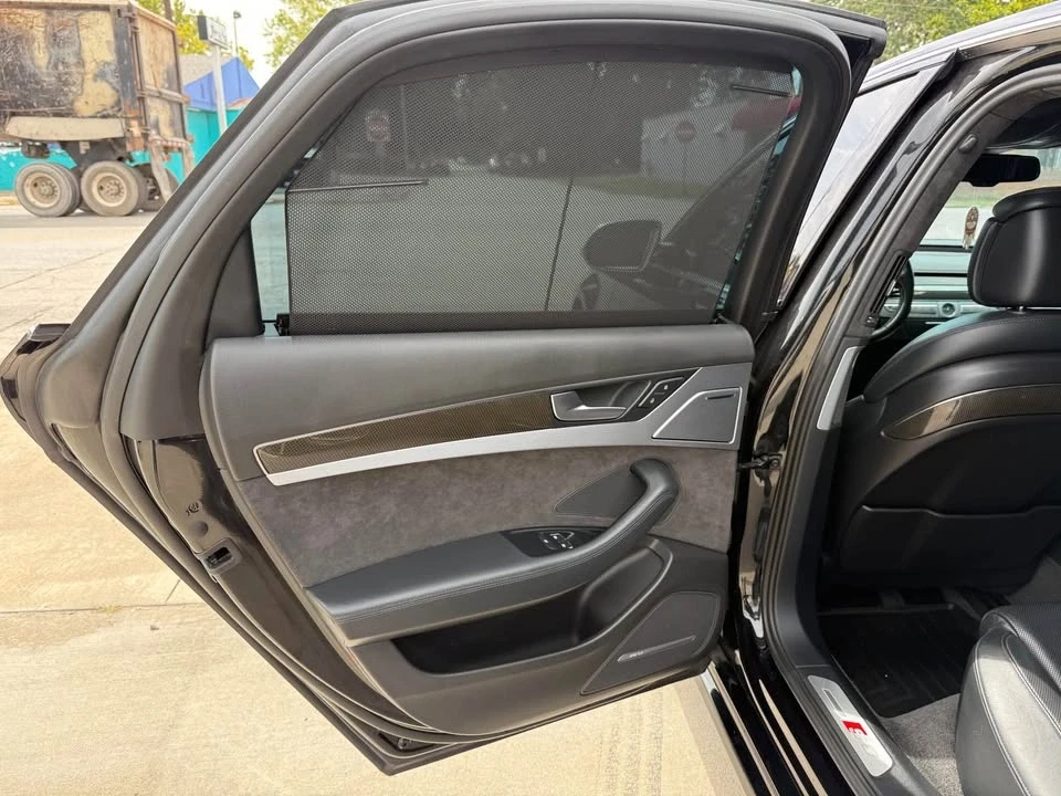 2015 Audi D4 S8 - Image 11 of 19
