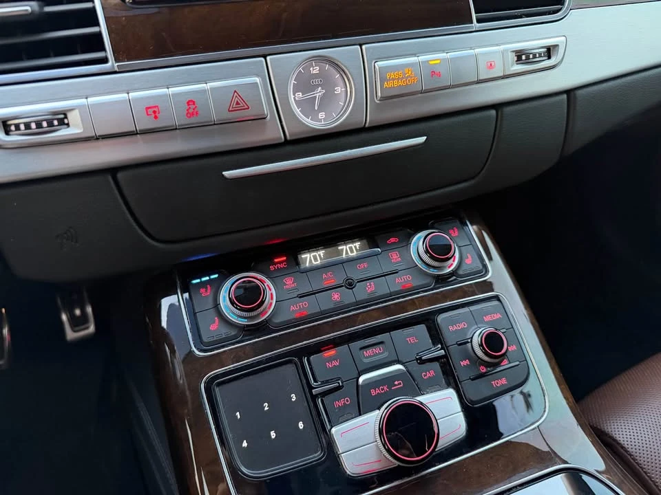 2015 Audi D4 S8 - Image 14 of 19