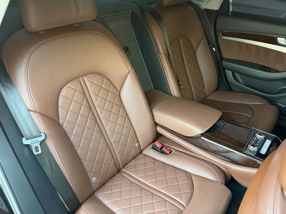 2015 Audi D4 S8 - Image 16 of 19