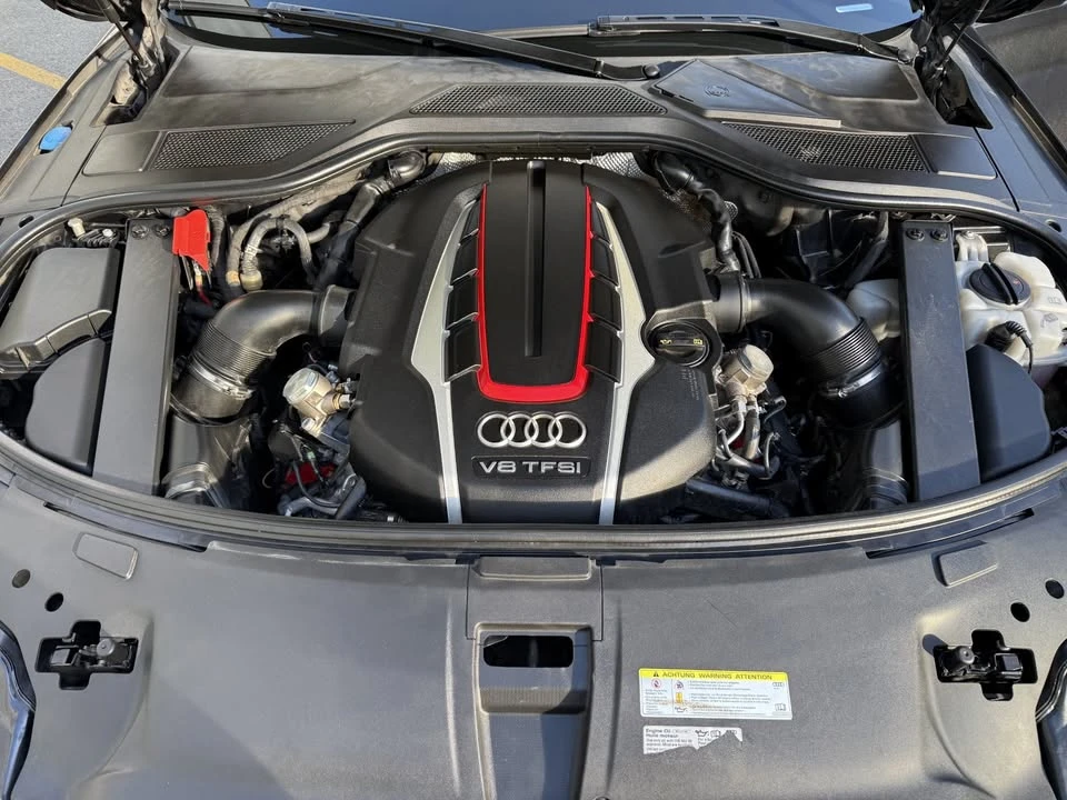 2015 Audi D4 S8 - Image 16 of 17