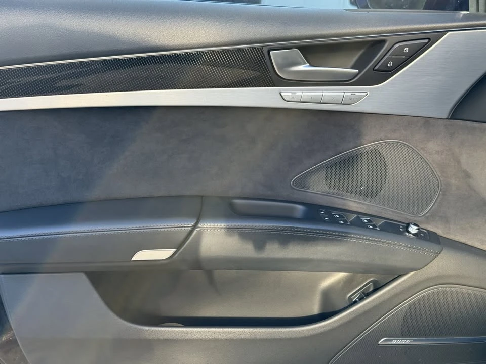 2015 Audi D4 S8 - Image 7 of 17