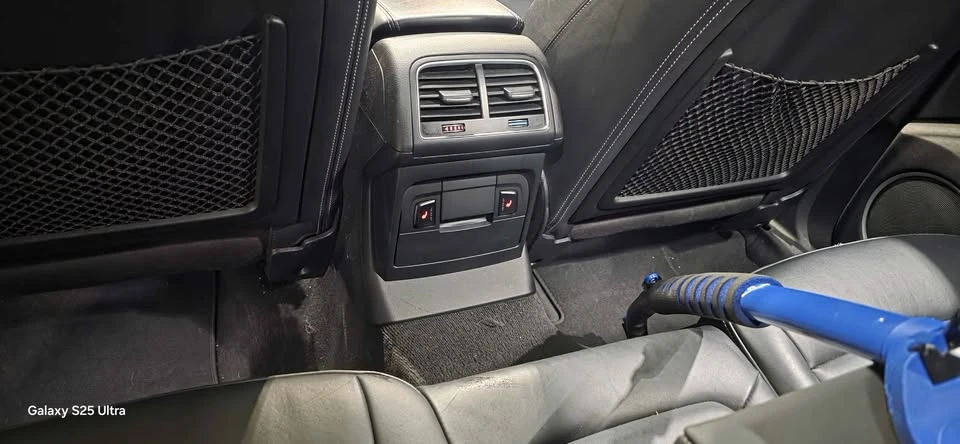 2015 Audi 8R SQ5 - Image 12 of 17