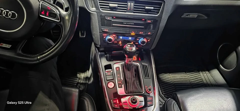2015 Audi 8R SQ5 - Image 15 of 17