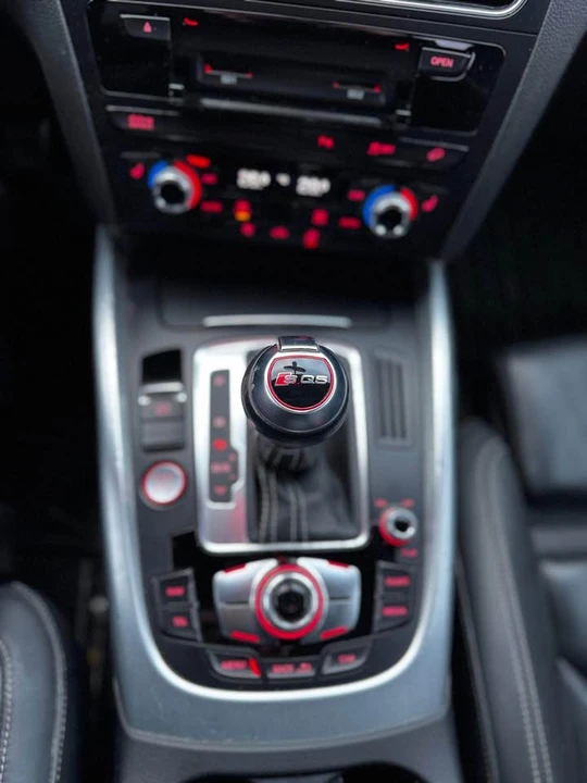 2015 Audi 8R SQ5 - Image 13 of 13