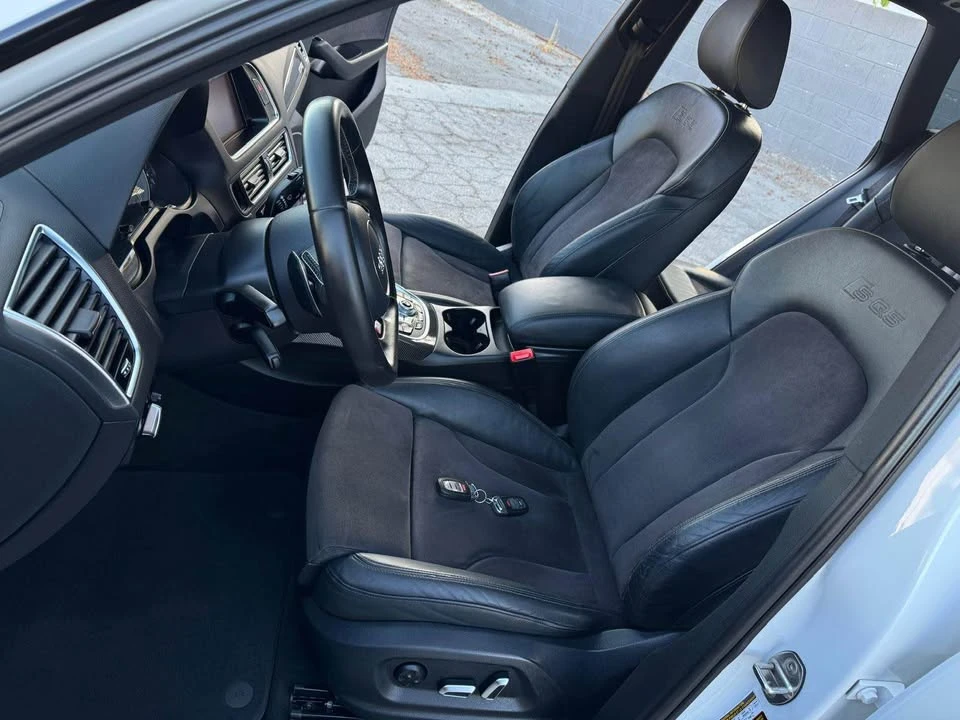 2015 Audi 8R SQ5 - Image 2 of 18