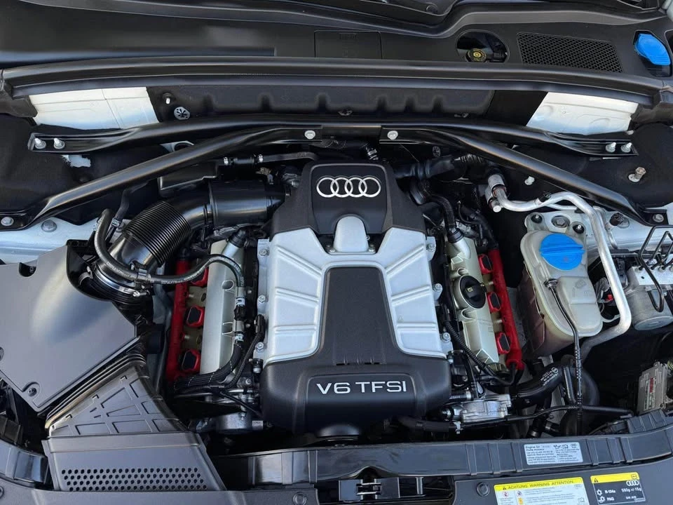 2015 Audi 8R SQ5 - Image 10 of 20