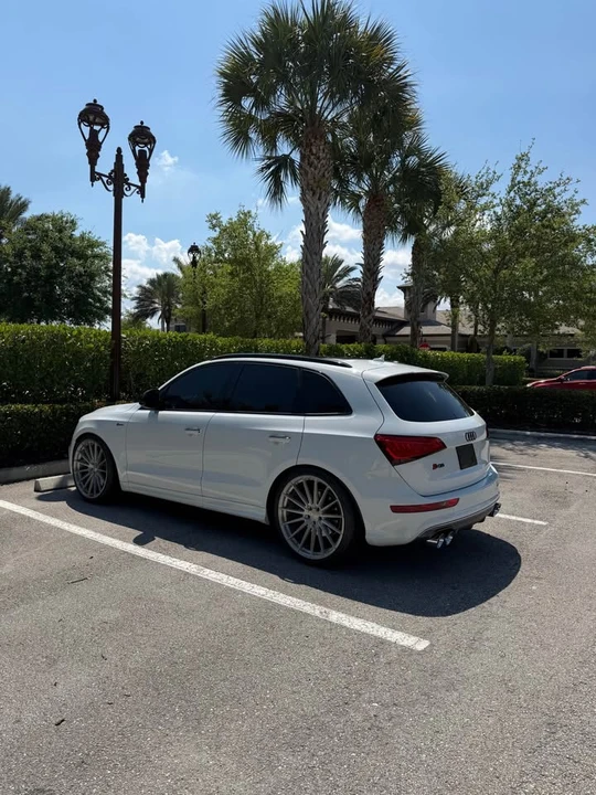 2015 Audi 8R SQ5 - Image 5 of 7