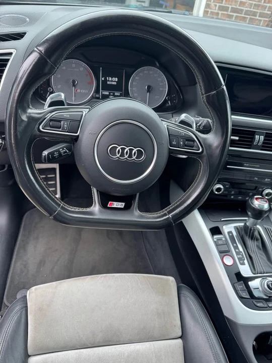 2015 Audi 8R SQ5 - Image 14 of 17