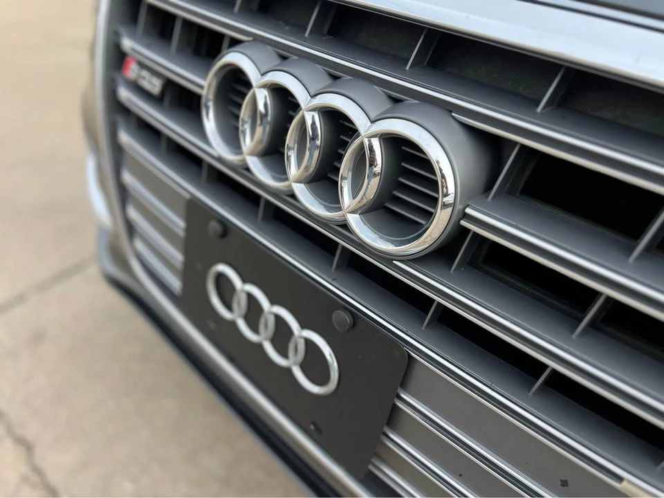 2015 Audi 8R SQ5 - Image 11 of 16