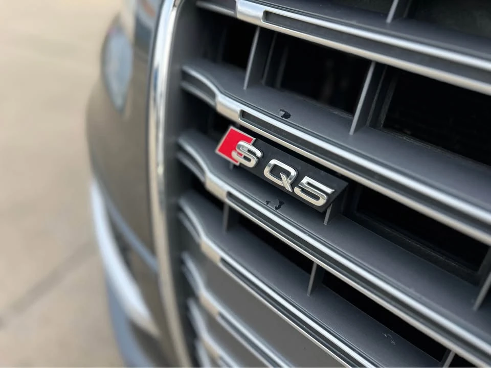 2015 Audi 8R SQ5 - Image 10 of 16