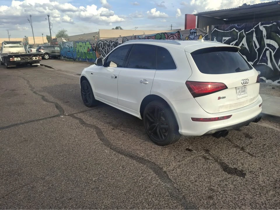 2015 Audi 8R SQ5 - Image 2 of 7
