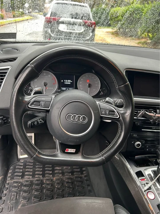 2015 Audi 8R SQ5 - Image 9 of 14