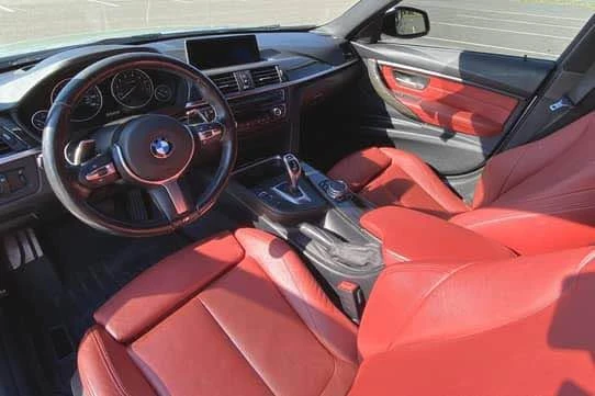 2015 BMW 3 Series - Image 3 of 4