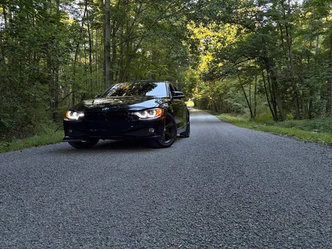 2015 BMW 3 Series 320i Sedan 4D