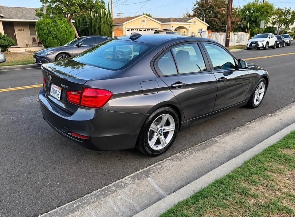 2015 BMW F30 3 Series Sedan - Image 4 of 11