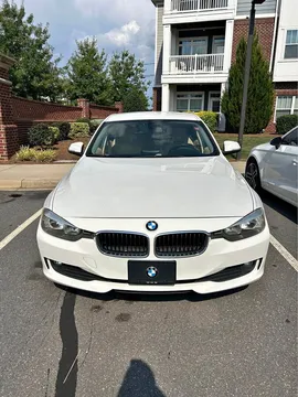 2015 BMW 3 Series 320i Sedan 4D