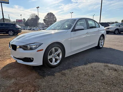 2015 BMW 3 Series 320i xDrive Sedan 4D