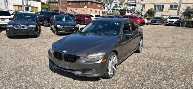 2015 BMW 3 Series 320i xDrive Sedan 4D