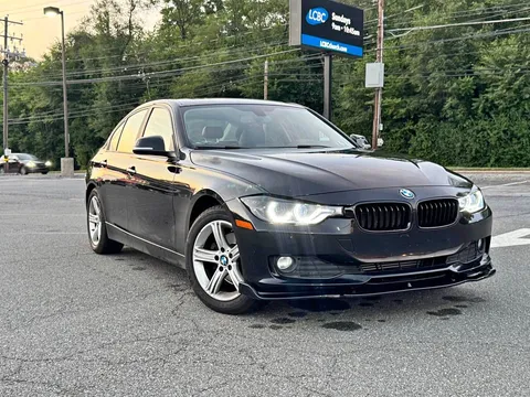 2015 BMW 3 Series 320i xDrive Sedan 4D