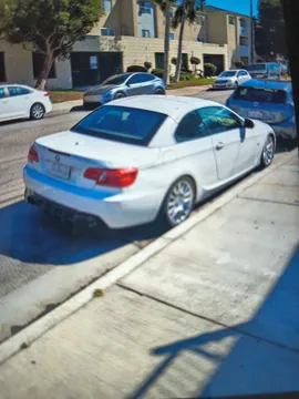 2015 BMW 3 Series 323i Convertible 2D