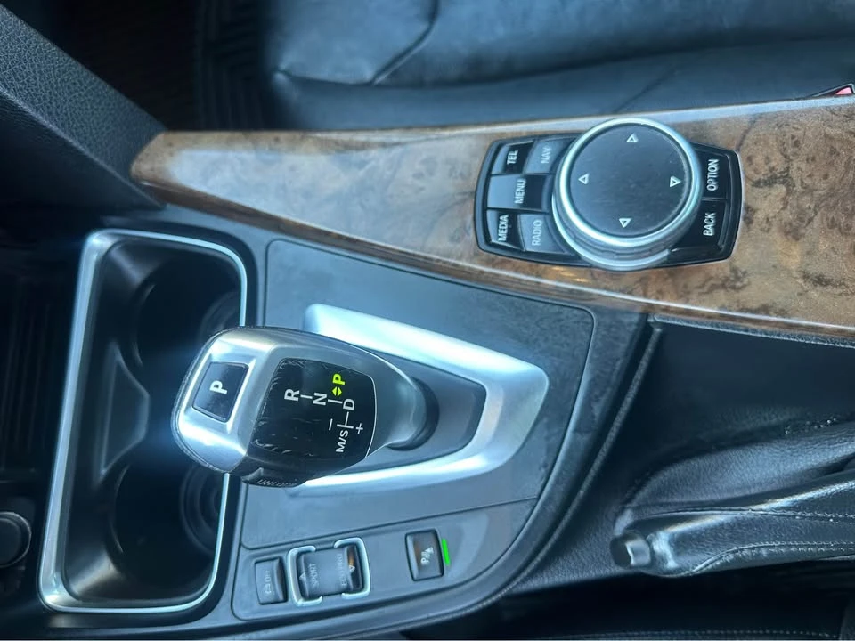 2015 BMW 3 Series - Image 13 of 18