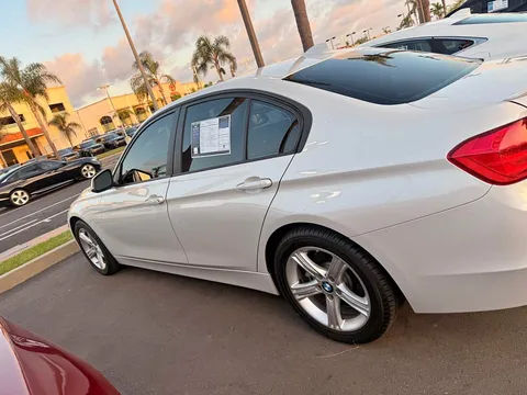 2015 BMW 3 Series 328i Sedan 4D