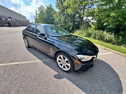 2015 BMW 3 Series 328i xDrive Sedan 4D