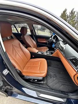 2015 BMW 3 Series 328i xDrive Sedan 4D