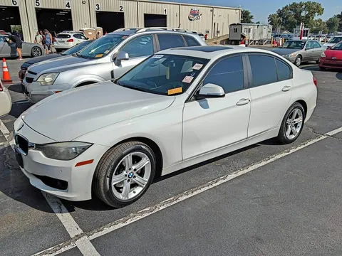 2015 BMW 3 Series 330i Sedan 4D