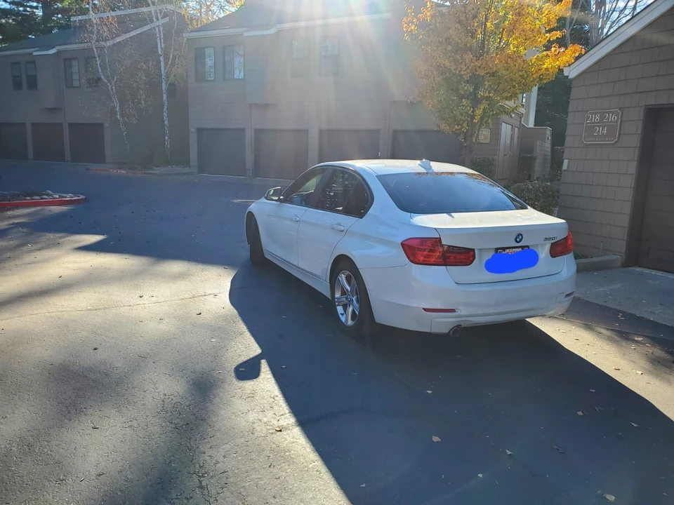 2015 BMW F30 3 Series Sedan - Image 3 of 7